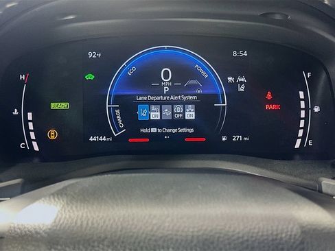 Used 2025 Toyota Camry SE FWD image 12