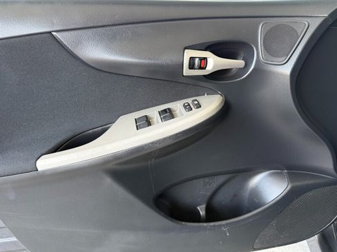 Used 2009 Toyota Corolla XRS FWD image 21