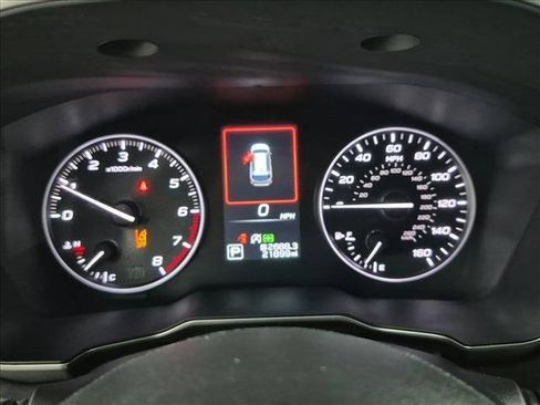 Used 2024 Subaru Outback Touring AWD/4WD image 11
