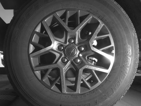 Used 2025 Jeep Wrangler Sahara image 12