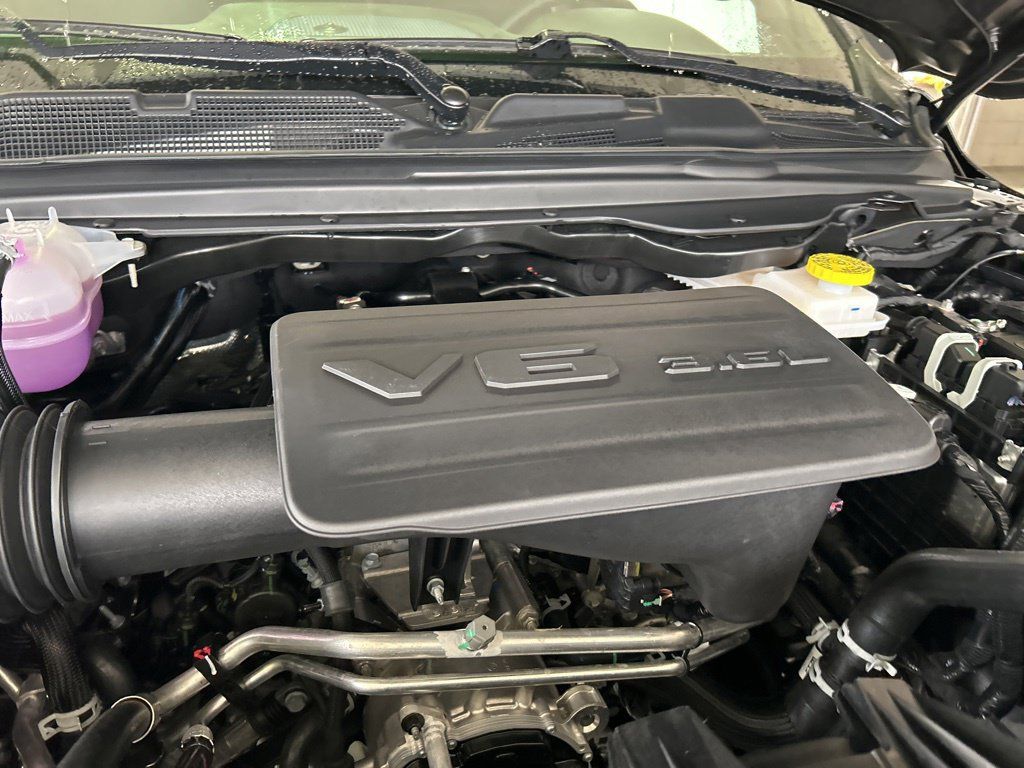 New 2025 RAM 1500 Tradesman AWD/4WD image 12