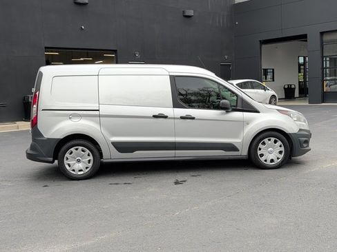 Used 2017 Ford Transit Connect XL image 4