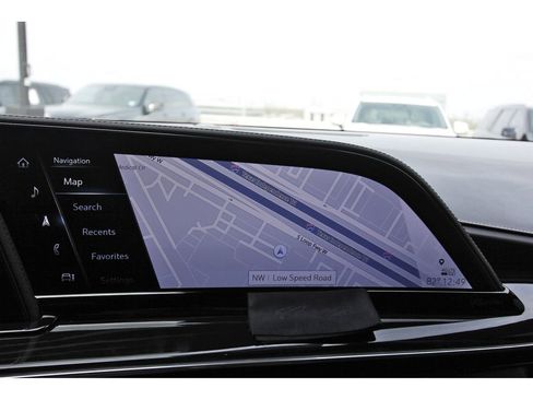 Used 2024 Cadillac Escalade V w/ LPO, ONYX Package image 24