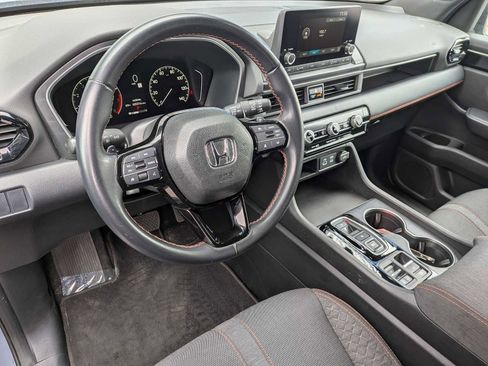 Used 2023 Honda Pilot Sport image 14