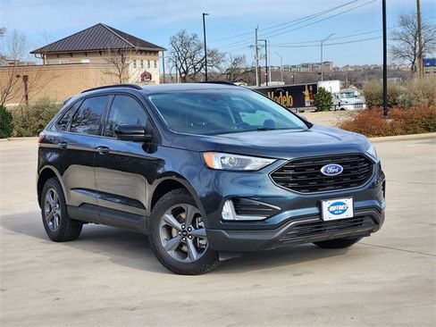 Used 2024 Ford Edge SEL w/ Sport Appearance Package image 1