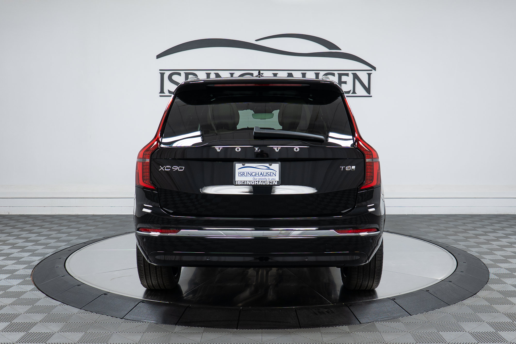 New 2026 Volvo XC90 T8 Plus w/ Protection Package AWD/4WD image 6