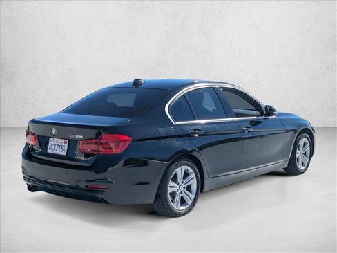 Used 2017 BMW 330i Sedan image 5