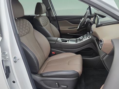 Used 2022 Hyundai Santa Fe Limited AWD/4WD image 25