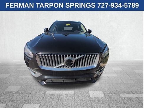 Certified 2025 Volvo XC90 B6 Plus image 6