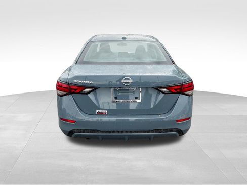 New 2025 Nissan Sentra SV image 5