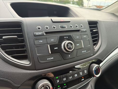 Used 2015 Honda CR-V LX image 29