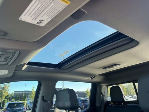 Used 2021 GMC Sierra 1500 Denali image 28