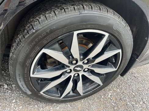 Used 2018 Chevrolet Malibu LT image 11