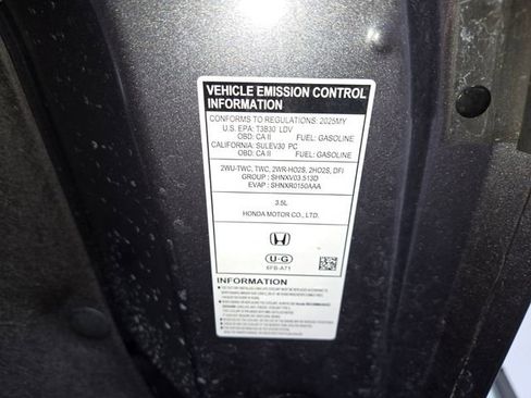 Used 2025 Honda Pilot Touring image 28