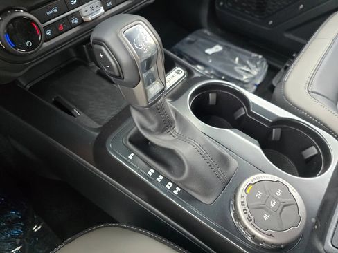 New 2026 Ford Bronco Outer Banks AWD/4WD image 27