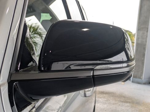 New 2026 Jeep Grand Wagoneer L Limited image 12