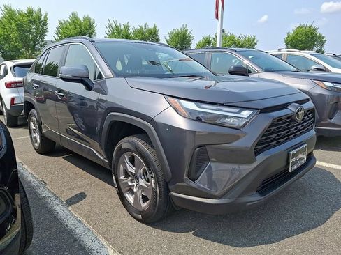 Used 2025 Toyota RAV4 XLE AWD/4WD image 3