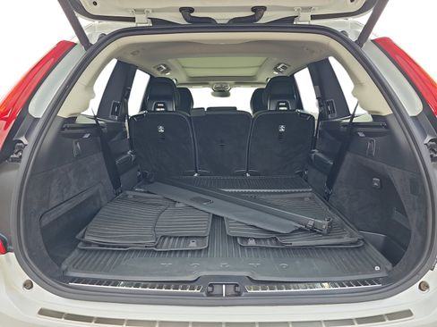 Used 2024 Volvo XC90 B5 Plus w/ Protection Package Premier AWD/4WD image 27