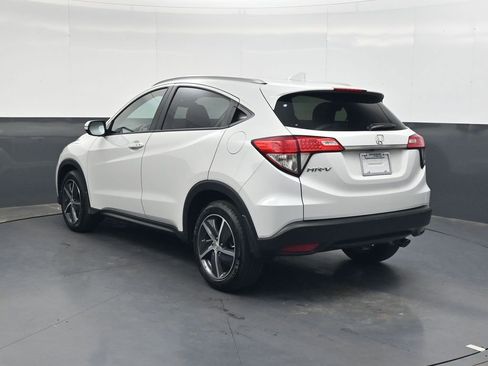 Used 2022 Honda HR-V EX image 6
