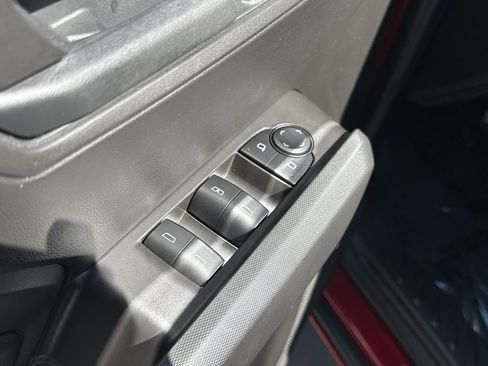Used 2025 Chevrolet Colorado Trail Boss AWD/4WD image 11
