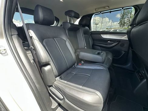 Used 2025 MAZDA CX-90 3.3 Turbo w/ Preferred Package AWD/4WD image 27