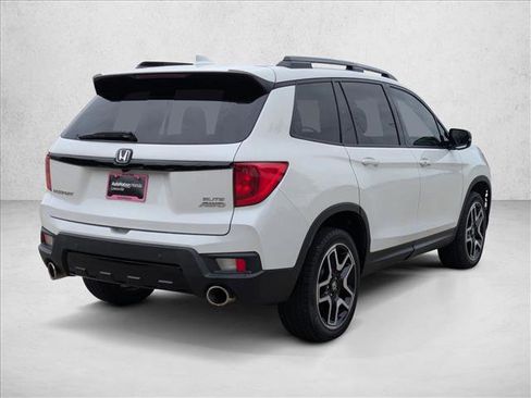 Certified 2023 Honda Passport Elite image 5