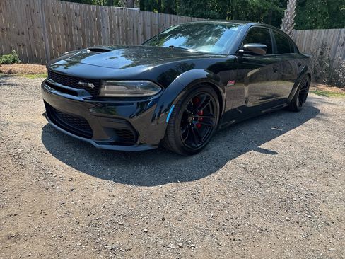 Used 2021 Dodge Charger Scat Pack RWD image 3