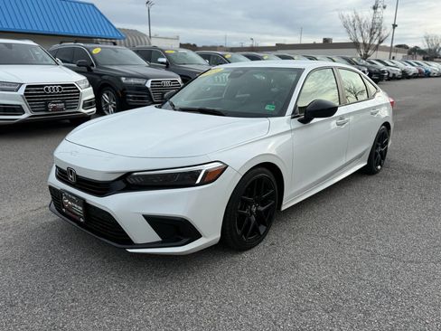 Used 2022 Honda Civic Sport image 4