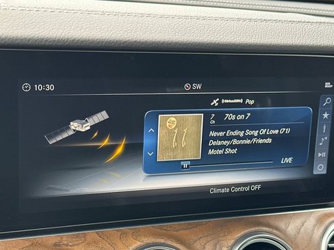 Used 2018 Mercedes-Benz E 43 AMG 4MATIC Sedan image 21