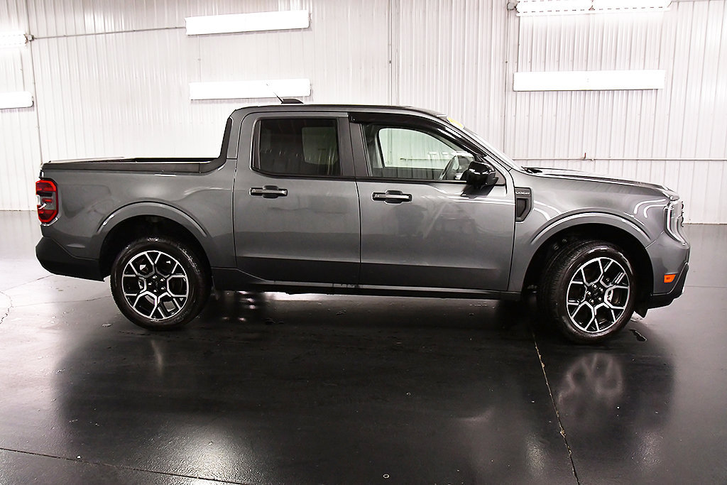 Used 2025 Ford Maverick Lariat w/ 4K Tow Package AWD/4WD image 8