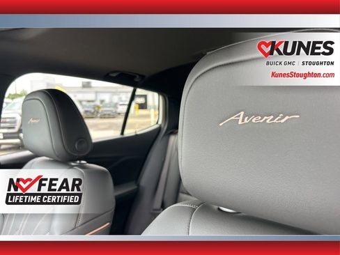 New 2025 Buick Envista Avenir image 30