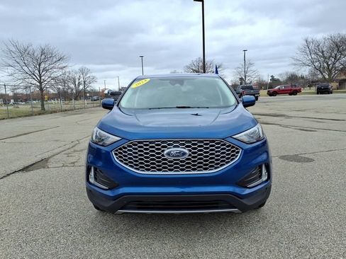 Used 2024 Ford Edge SEL w/ Convenience Package AWD/4WD image 2