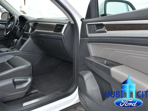 Used 2022 Volkswagen Atlas SE image 17
