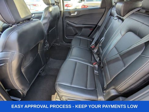 Used 2022 Ford Escape Titanium w/ Class II Trailer Tow Package AWD/4WD image 17