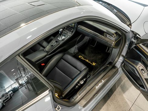 Certified 2017 Porsche 911 Turbo S AWD/4WD image 25