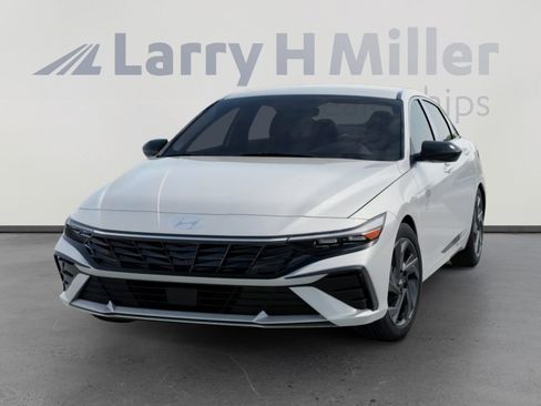 New 2026 Hyundai Elantra Sport FWD image 6