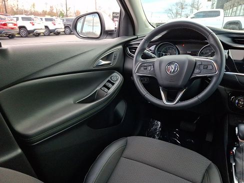 Certified 2023 Buick Encore GX Select w/ Safety Package II image 14
