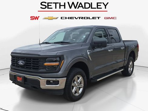 Used 2025 Ford F150 XLT w/ Equipment Group 301A Standard AWD/4WD image 3