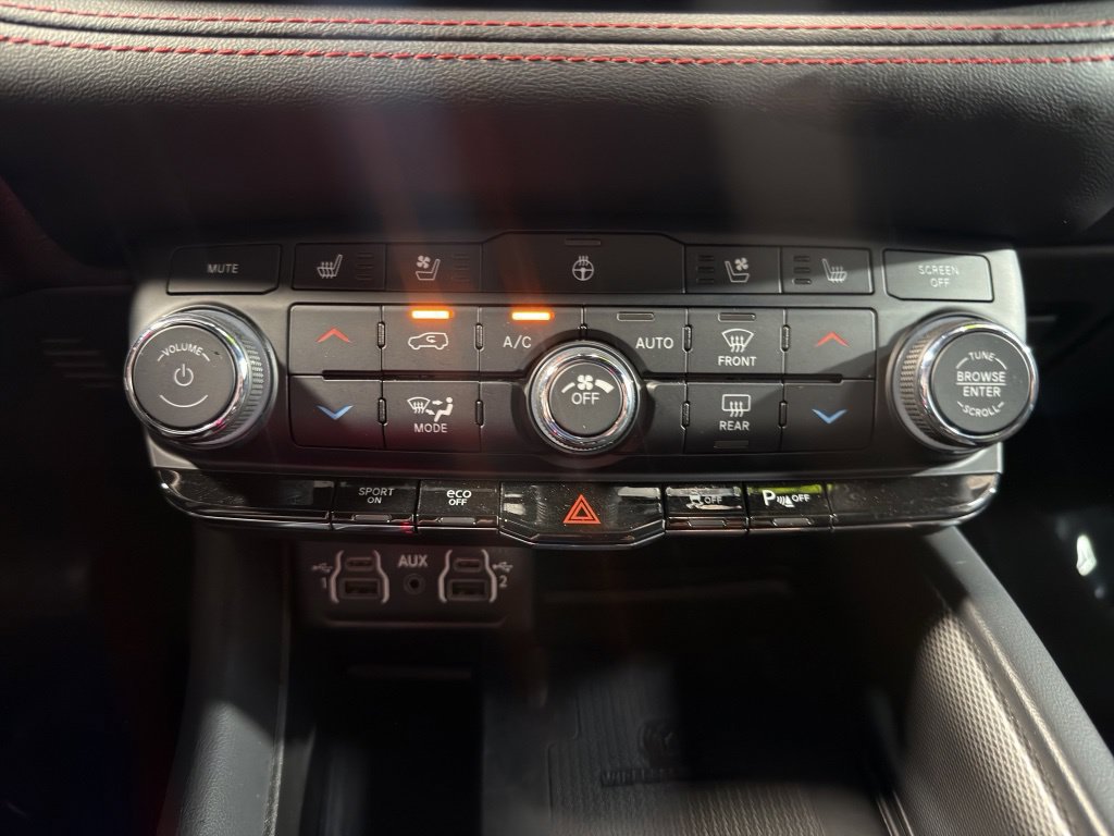 Used 2023 Dodge Durango R/T AWD/4WD image 14
