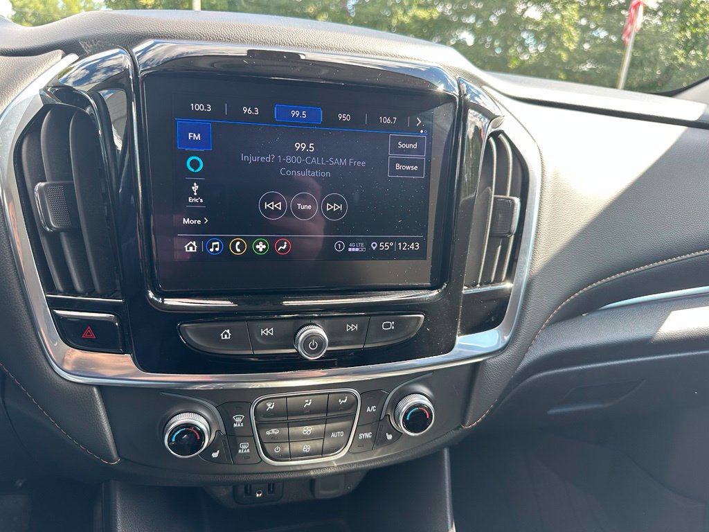 Used 2020 Chevrolet Traverse LT w/ LPO, Floor Liner Package AWD/4WD image 16