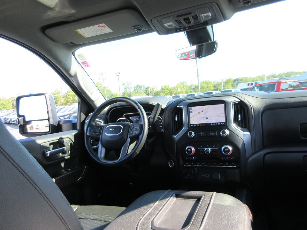 Certified 2022 GMC Sierra 2500 Denali w/ Denali Black Diamond Edition AWD/4WD image 29