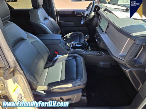 Certified 2025 Ford Bronco Outer Banks AWD/4WD image 14