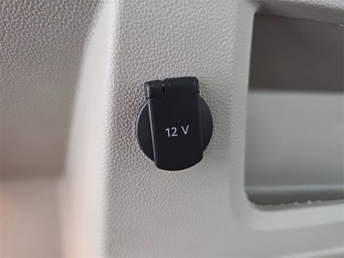 Used 2023 Volkswagen Atlas SEL R-Line image 21