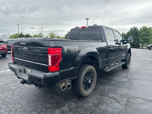 Used 2022 Ford F250 Lariat w/ Black Appearance Package AWD/4WD image 3