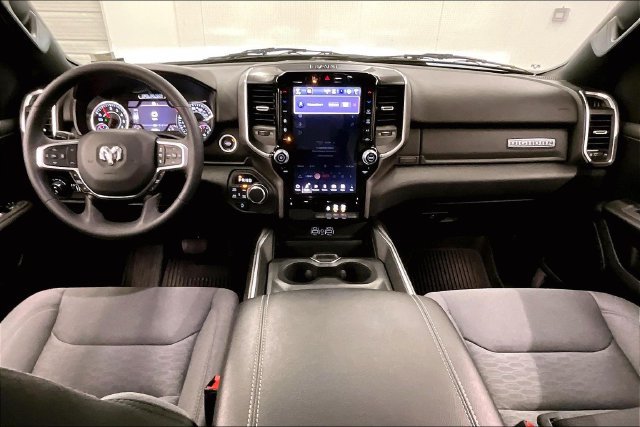 Used 2025 RAM 1500 Big Horn AWD/4WD image 18