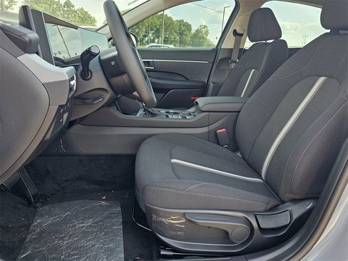 New 2025 Hyundai Sonata SE image 11