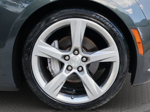 Used 2017 Chevrolet Camaro SS image 39