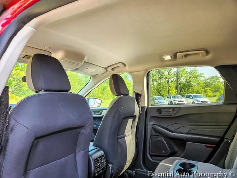 Used 2022 Ford Escape SE w/ Convenience Package FWD image 12