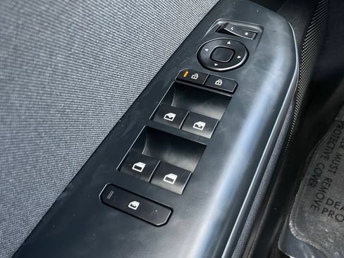 Used 2025 Kia K4 EX FWD image 11