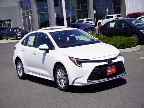 New 2026 Toyota Corolla XLE FWD image 1